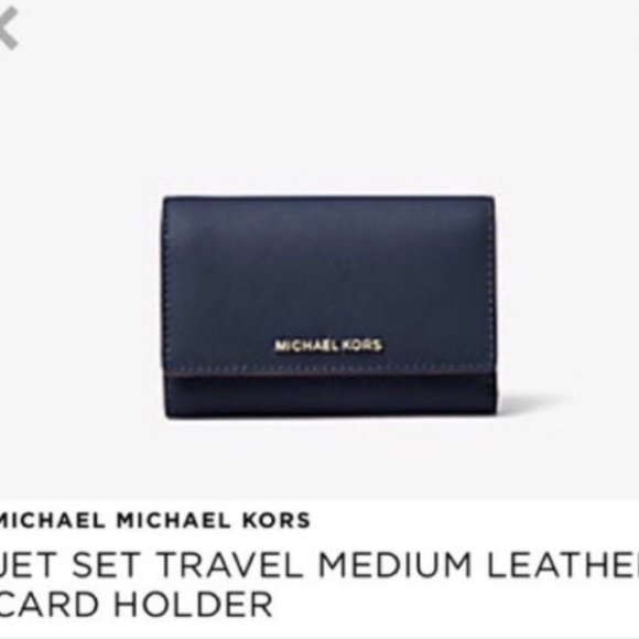 Michael Kors Leather Jet Set Travel MD Wallet  NWT - Picture 1 of 3